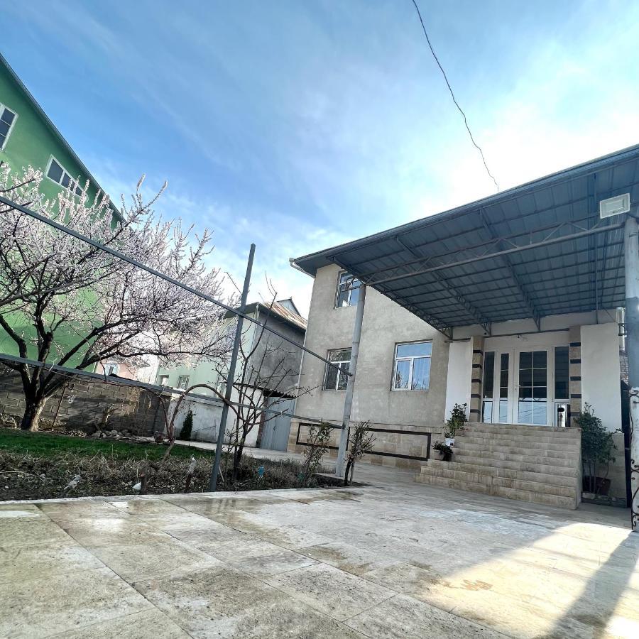 Abs Guest House Osh Exterior foto