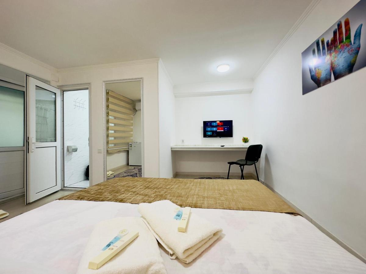 Abs Guest House Osh Exterior foto