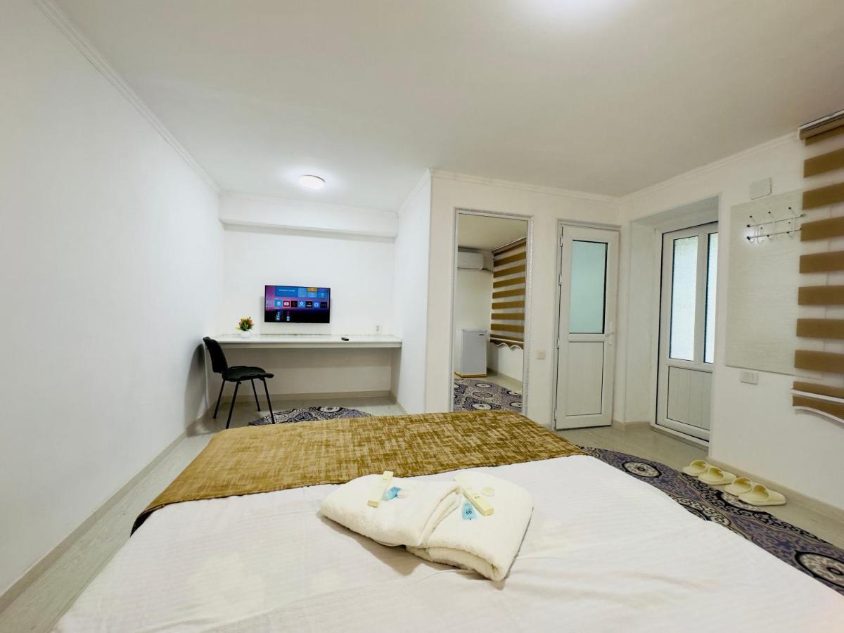 Abs Guest House Osh Exterior foto